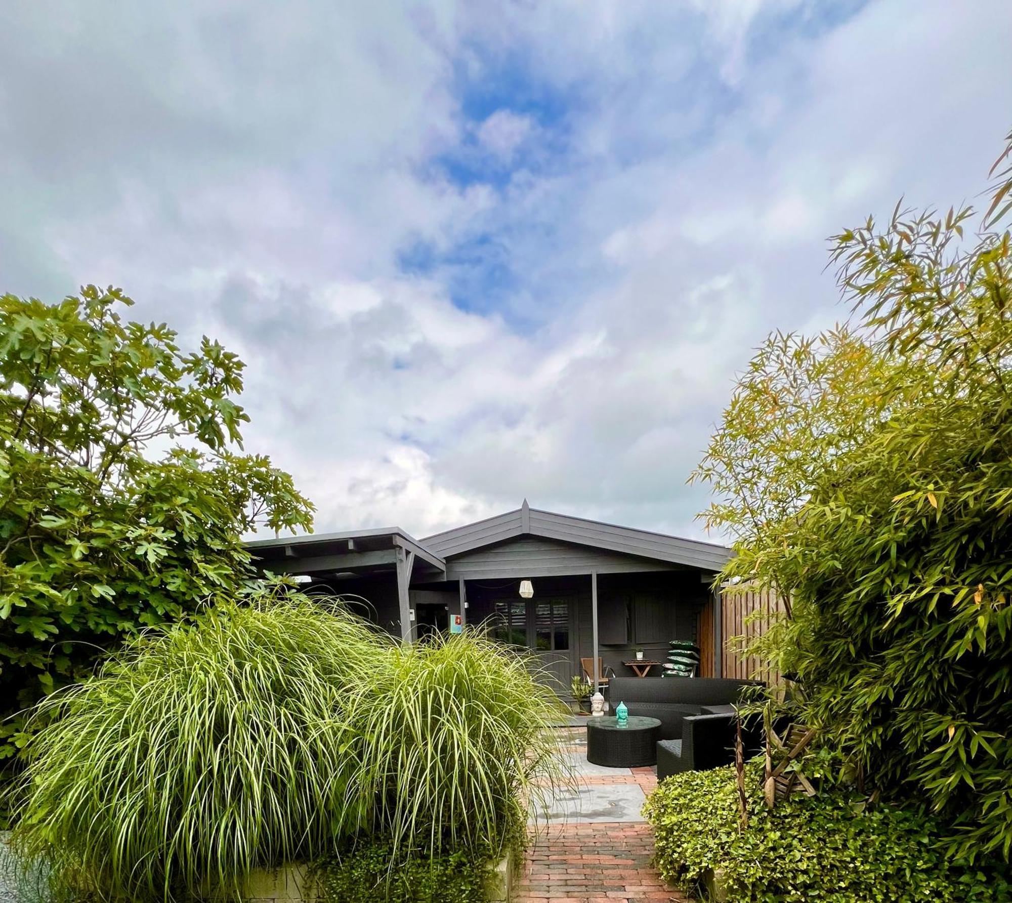 Buddha Style Family House & Jacuzzi & Sauna Near Amsterdam Vijfhuizen المظهر الخارجي الصورة